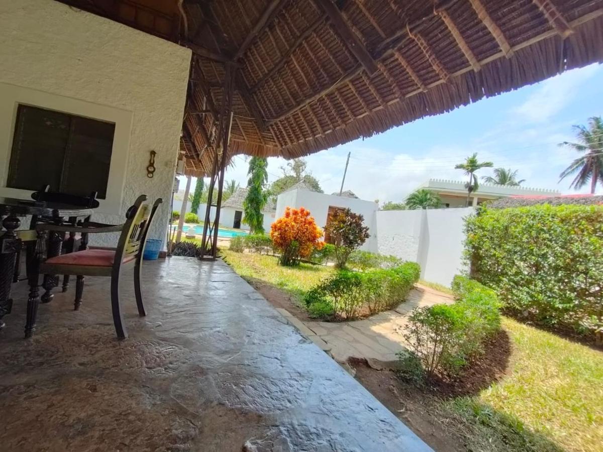 Miwa Holiday Resort شاطئ دياني المظهر الخارجي الصورة